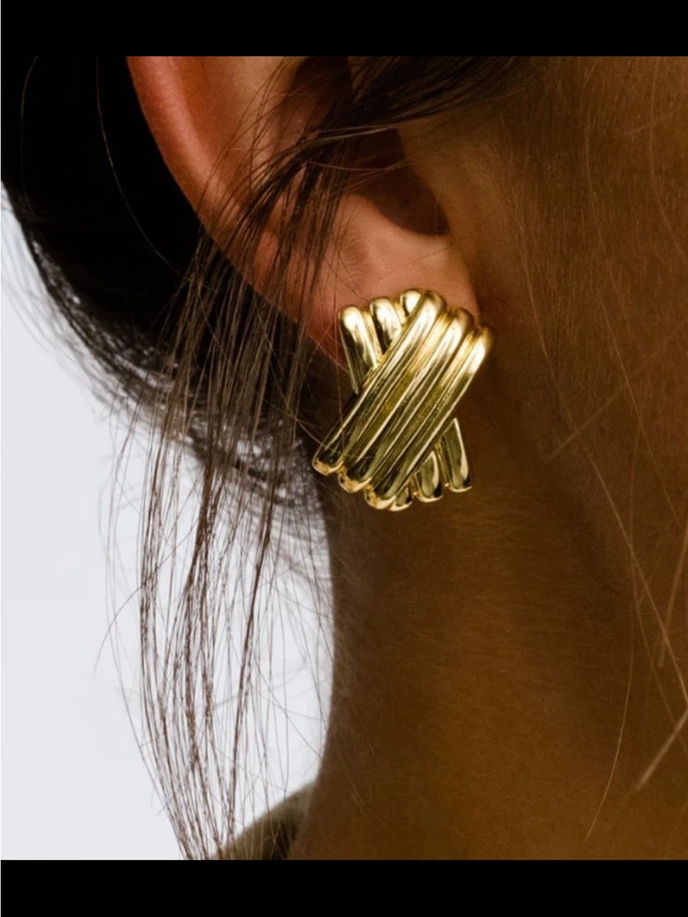 NEW Uncommon James Gold Bisou Statement Earrings
